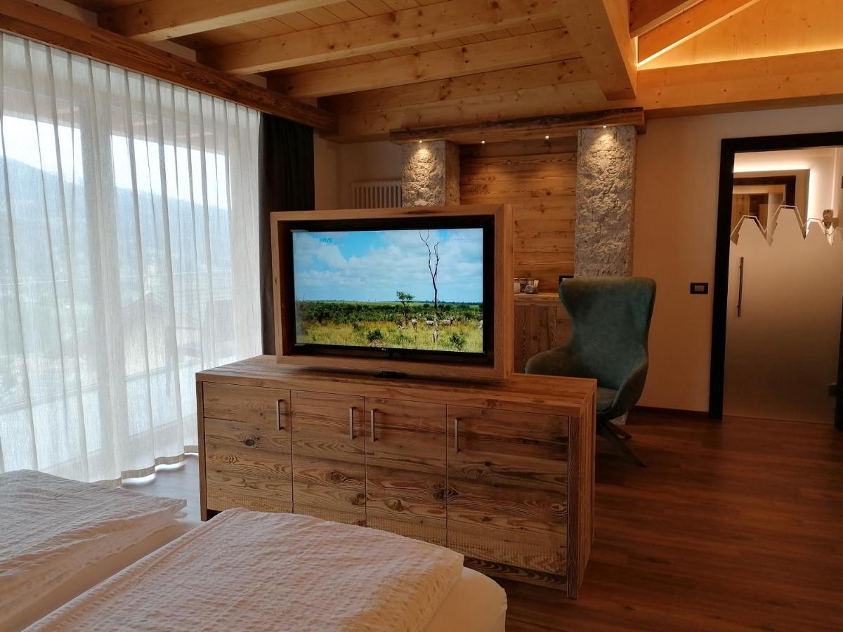 تيزيرو Dolomites B&B - Suites, Apartments And Spa المظهر الخارجي الصورة